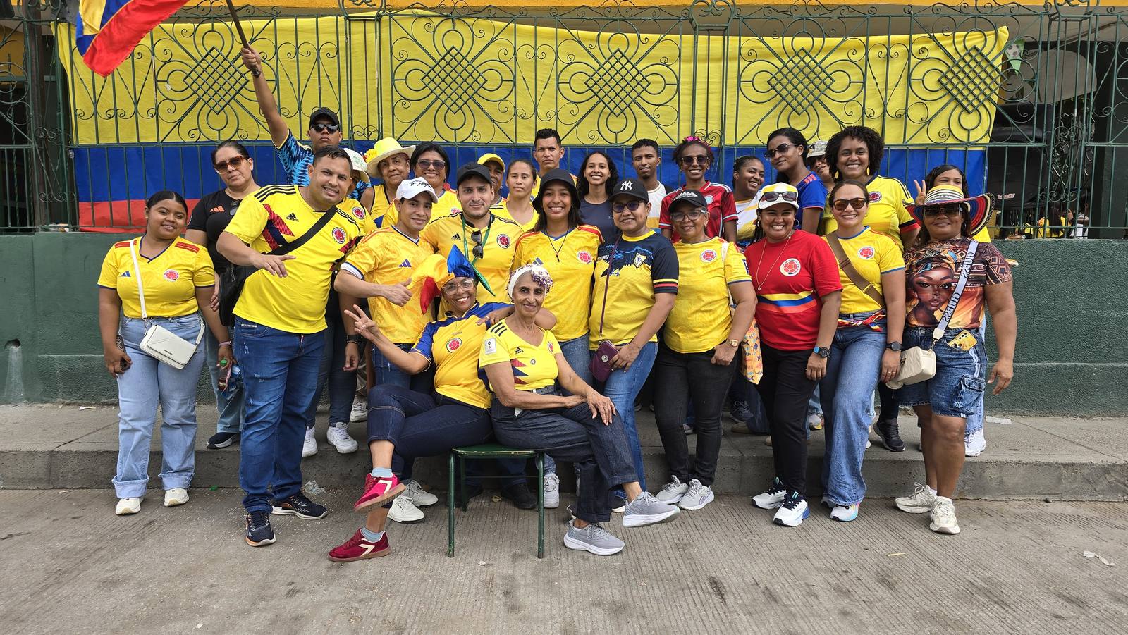 Integrantes de la comunidad educativa FUNCEPAL